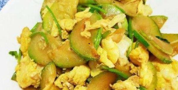 糖人吃角瓜炒鸡蛋视频大全,角瓜炒鸡蛋，美味家常菜分享